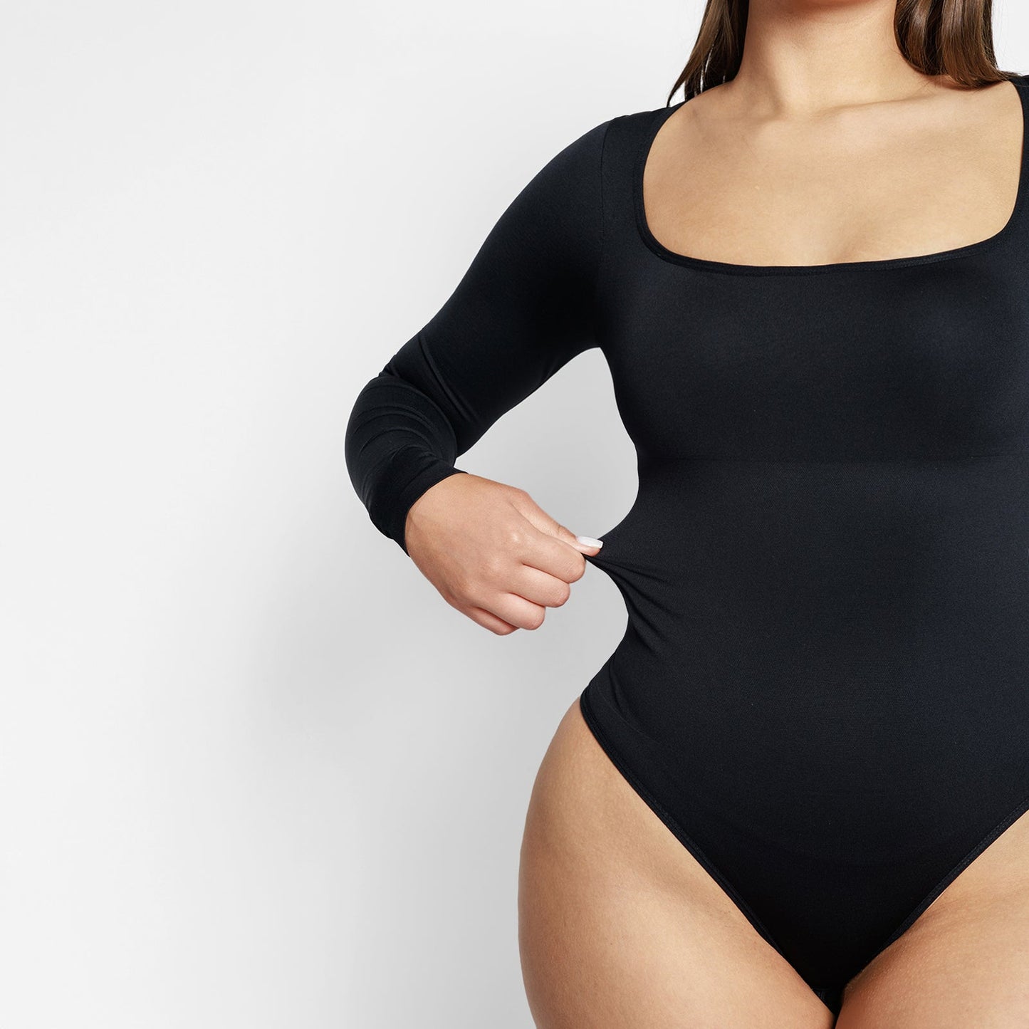 Giulia – Tanga-Körperformender und Straffender Bodysuit