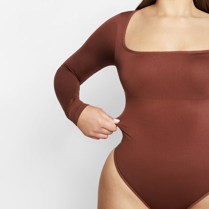 Giulia – Tanga-Körperformender und Straffender Bodysuit