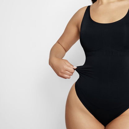 Vera Oblikujući Tanga Bodi