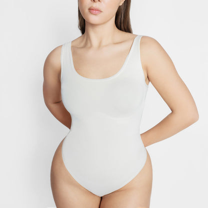 Vera Oblikujući Tanga Bodi