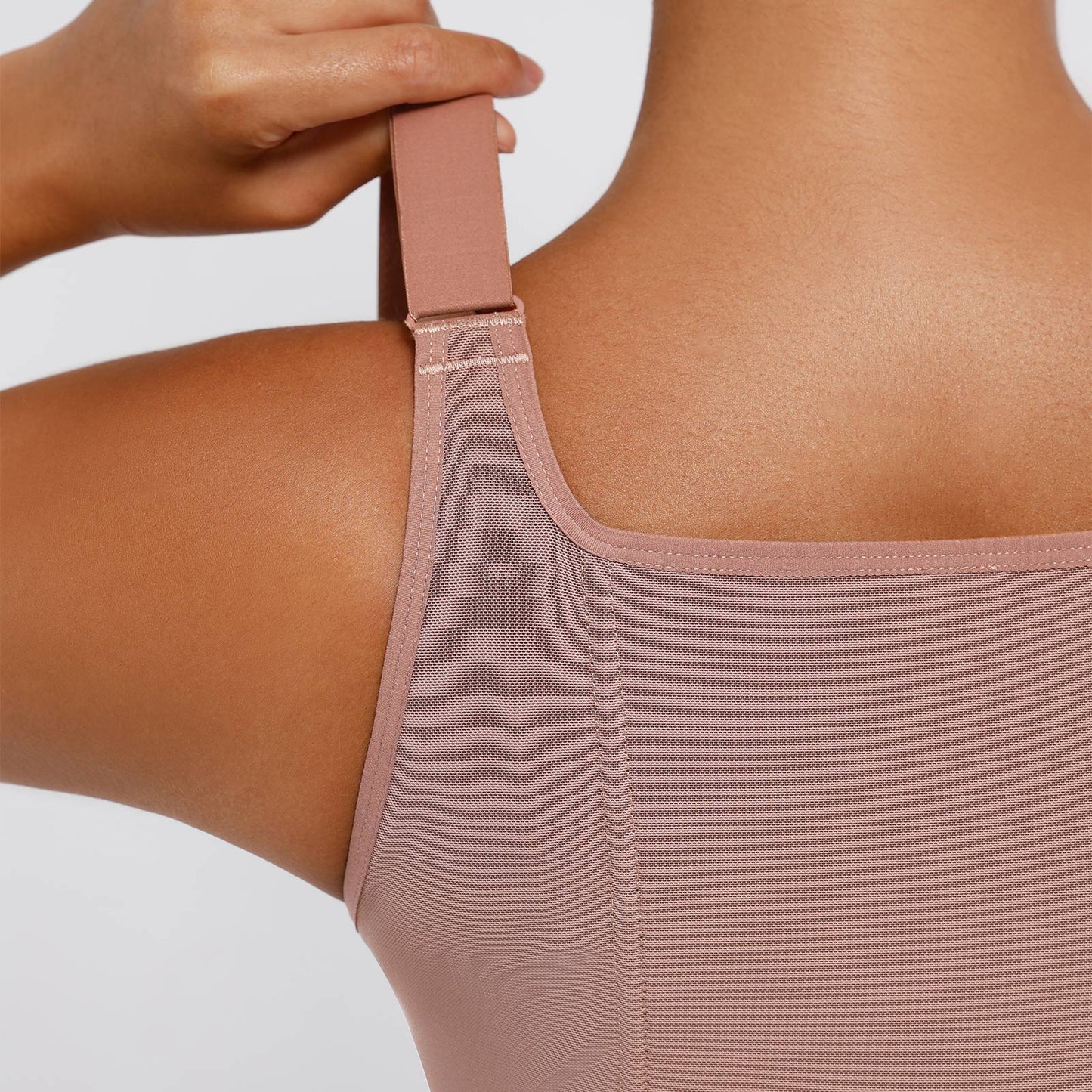 Elegantni Steznik Za Oblikovanje Grudi i Struka