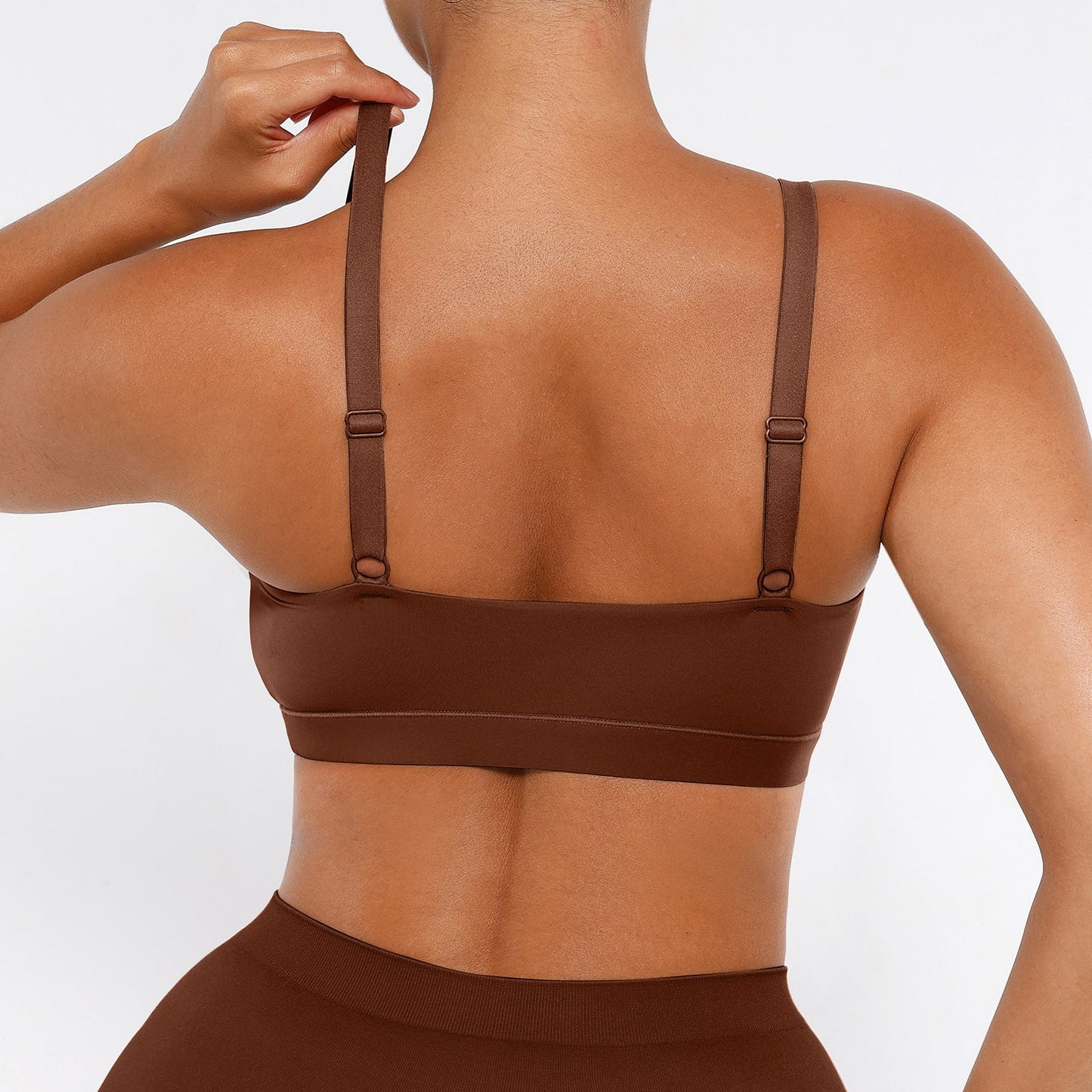 LianaLift™ – Bešavni Grudnjak sa Potporom i Oblikovanjem Siluete